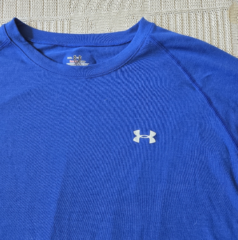 Under Armour long sleeve - Picture 2 of 2